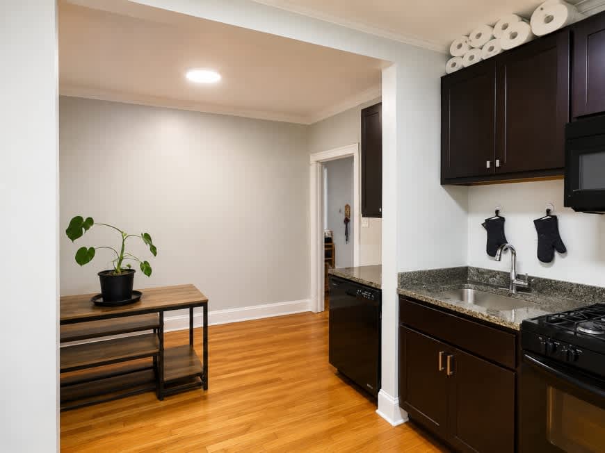 2332 W Addison – photo 5