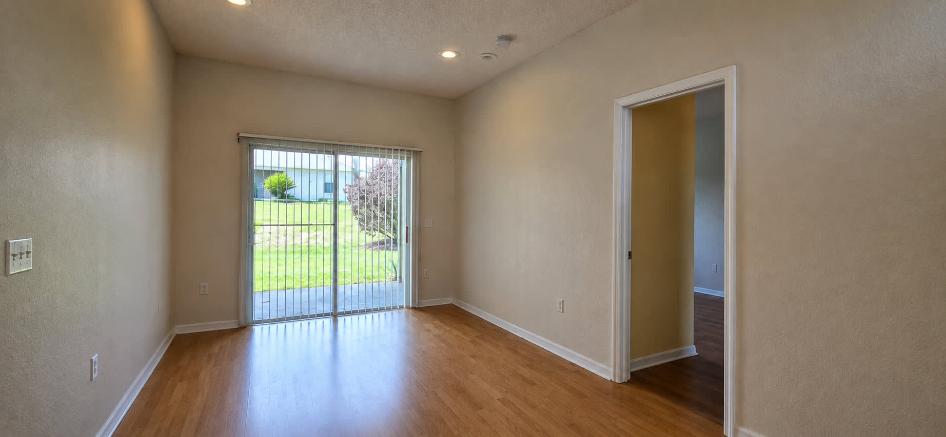 238 Dinner Lake Place – photo 2
