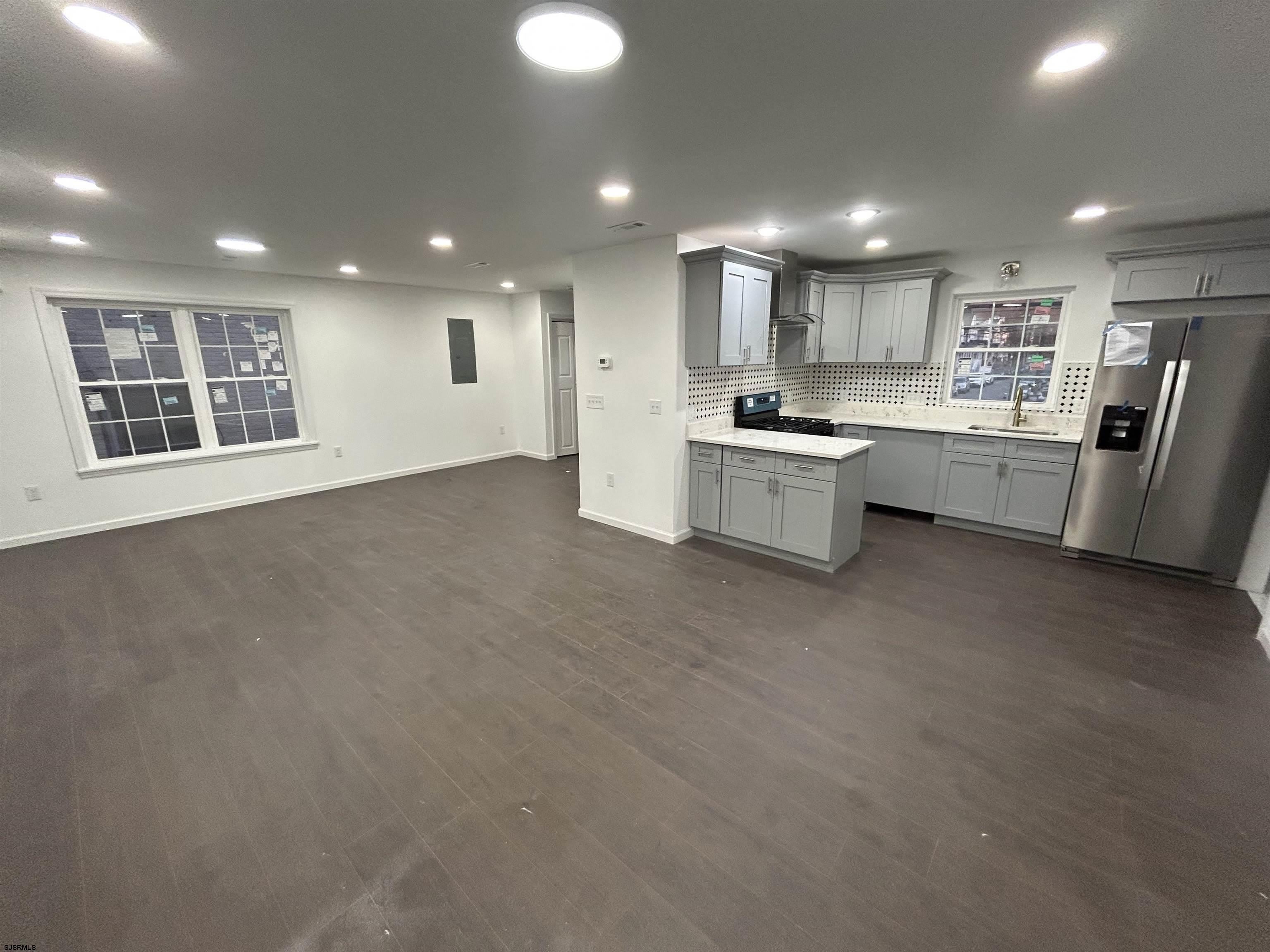 2821 Arctic Avenue – photo 3