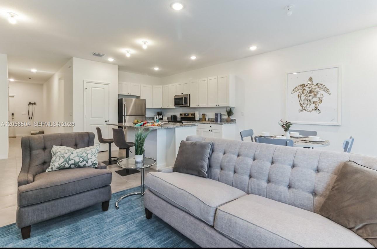 4387 Boatman Street – photo 2