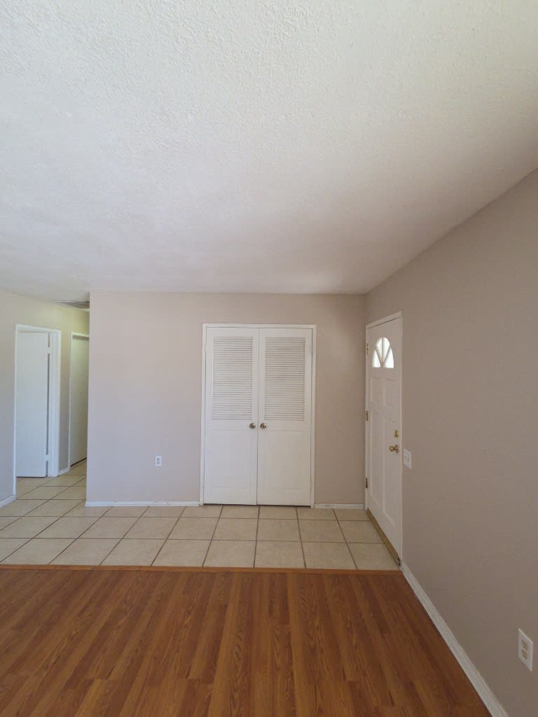 26340 Harrisburg Dr – photo 4