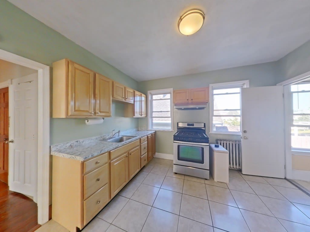 16 W Squantum St – photo 1