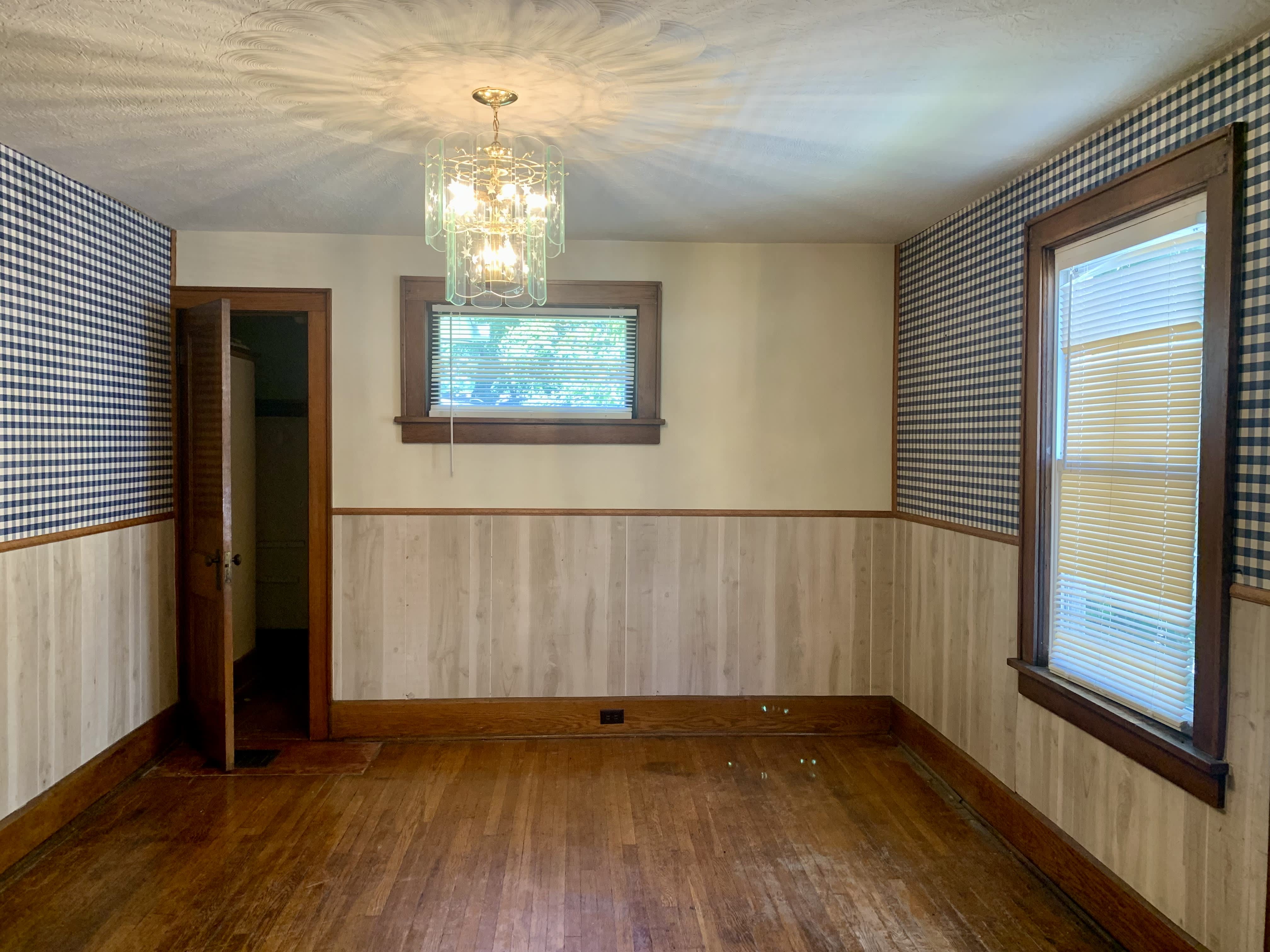 1525 Miami Ct Ne – photo 4
