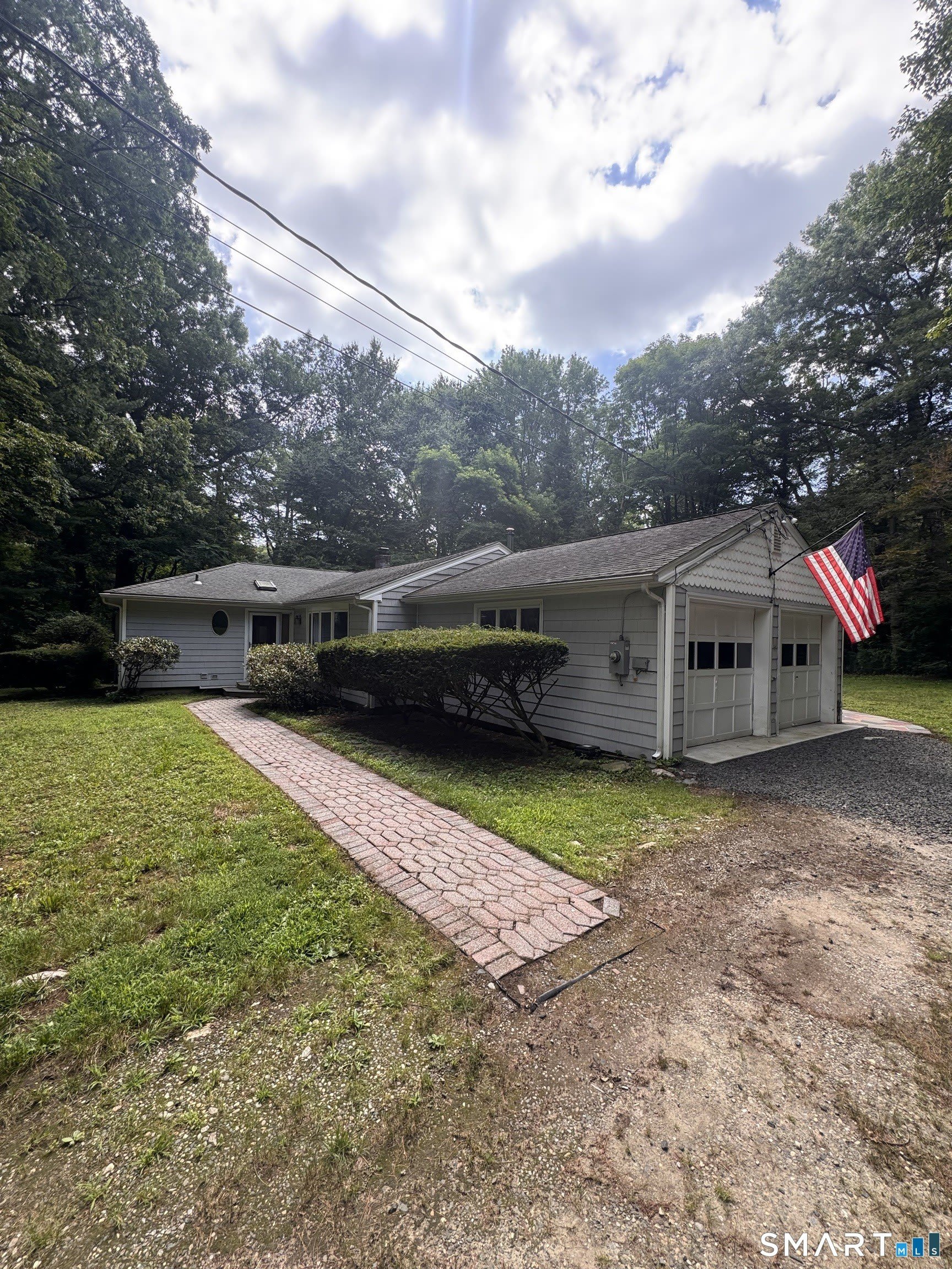 8 Midwood Road – photo 2