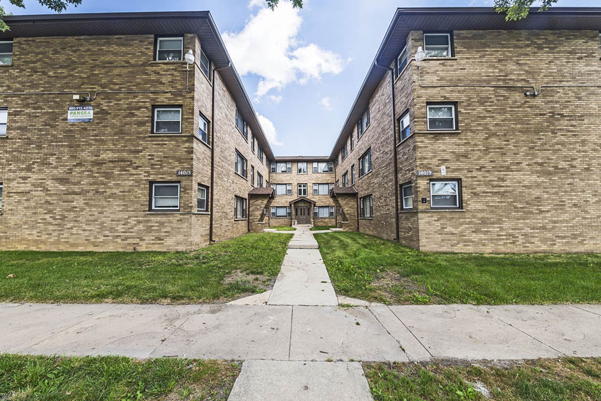 14015 S Tracy Ave – photo 2