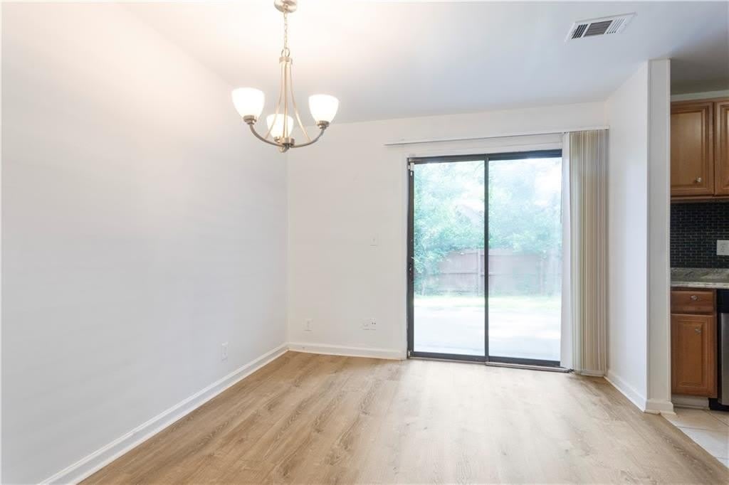 1585 Springleaf Point SE – photo 5