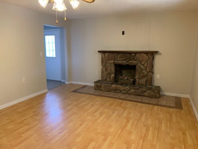 1 bedroom and a den/office 1 bath unit at a unique property in Mesa – photo 4