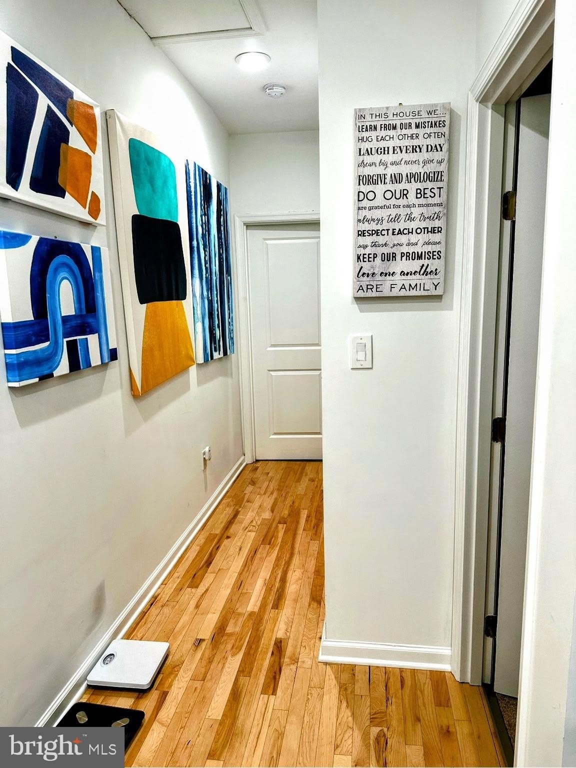 1529 N BOND Street – photo 3