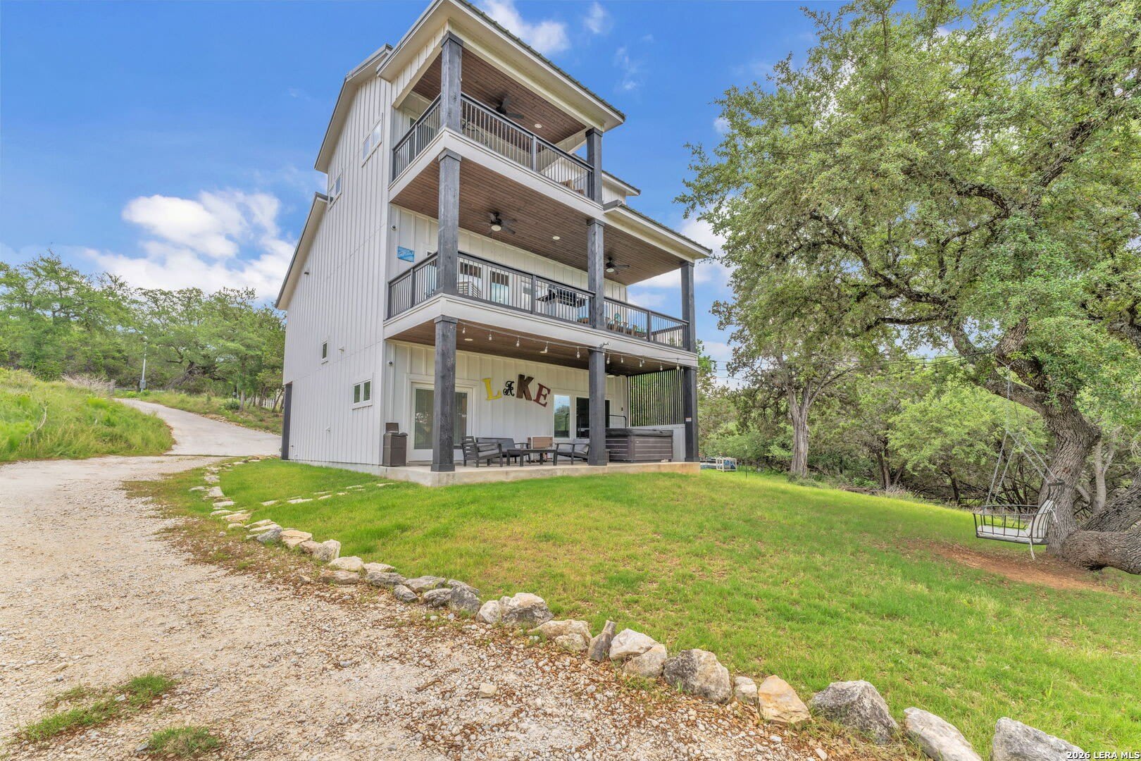 2488 Waterfront Park – photo 3