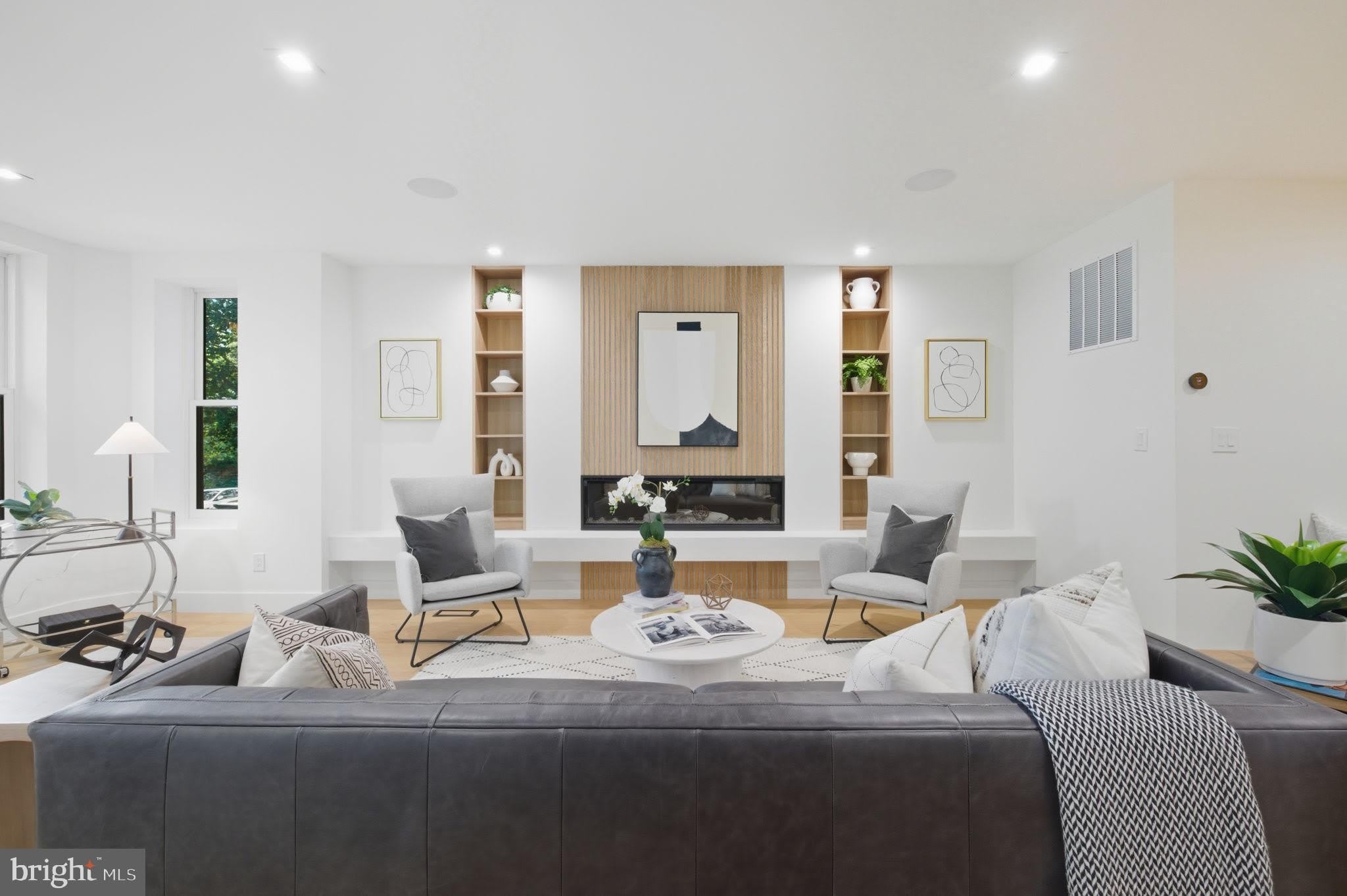 2507 I Street NW – photo 4