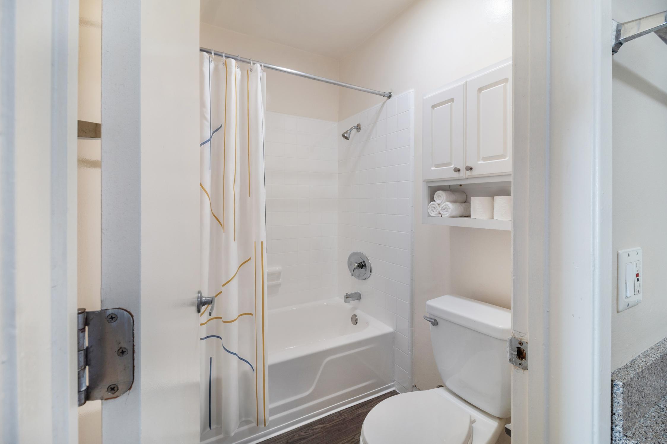 Mountain Crest Apartments – photo 4