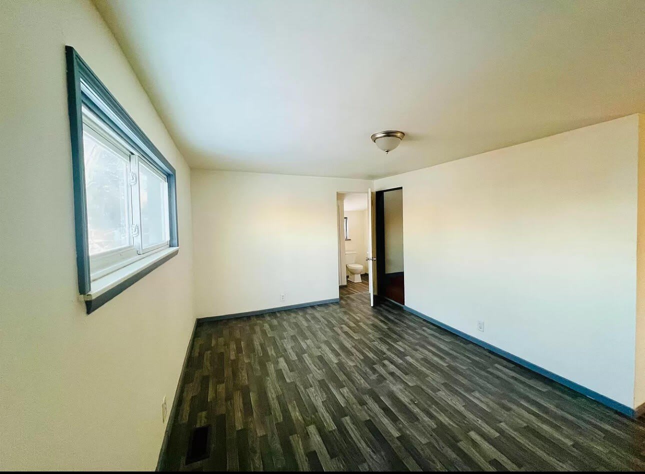 3118 N Water Street – photo 2