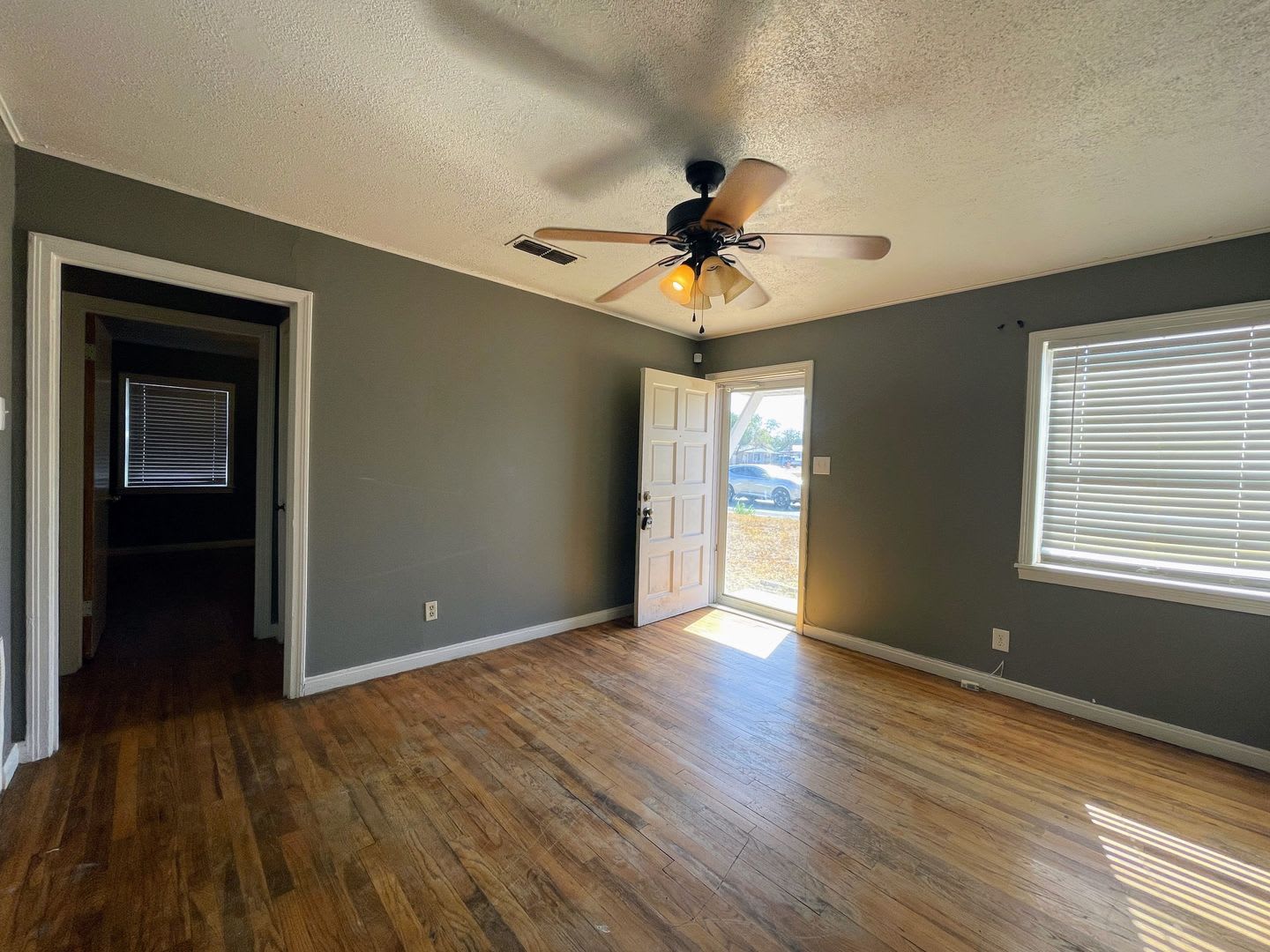 Snyder 3Br 1Ba With Storm Shelter Garage Shop Fenced Yard – photo 3