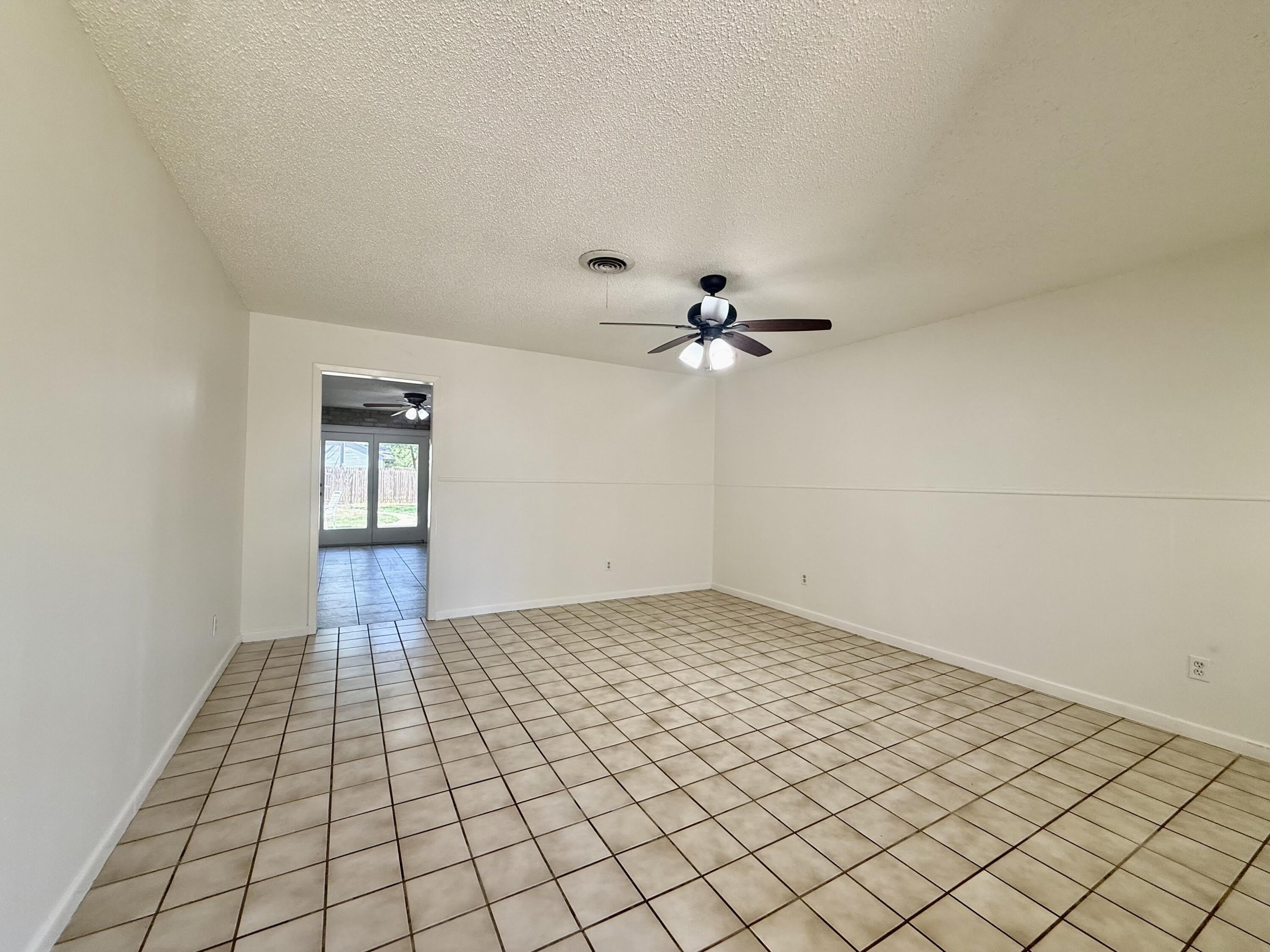 4918 12th Street – photo 2