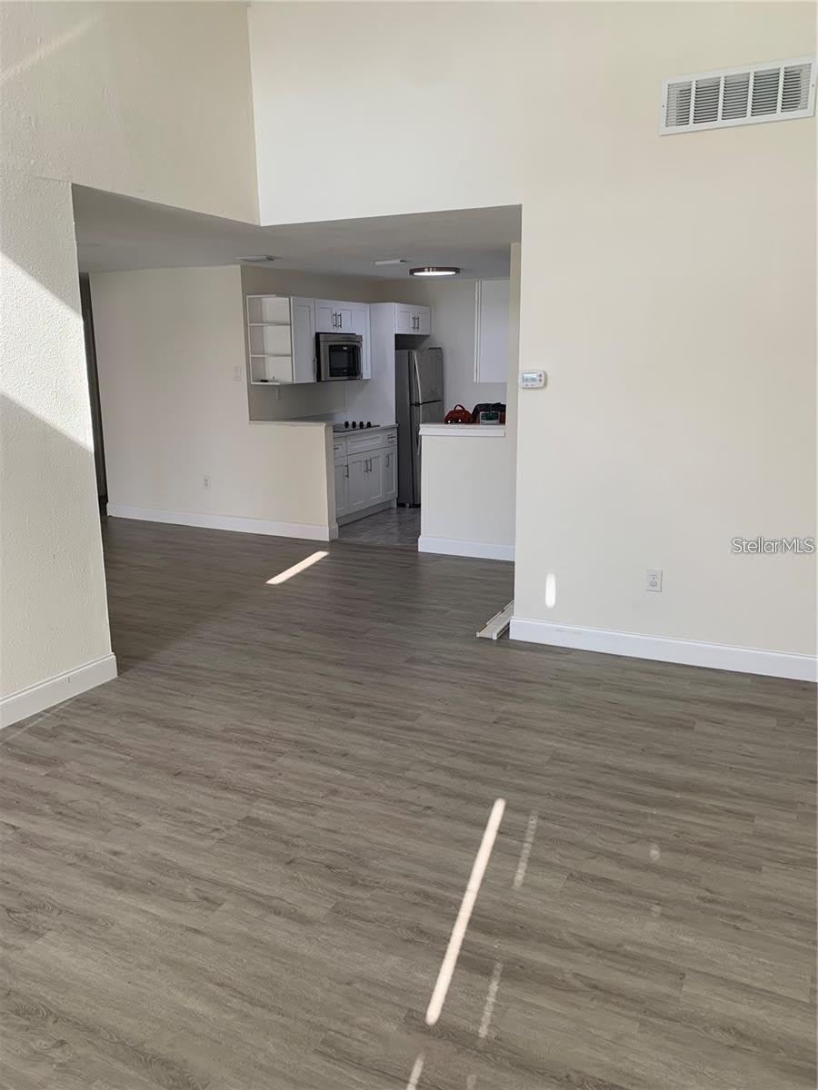 17202 SANDALWOOD Drive – photo 3