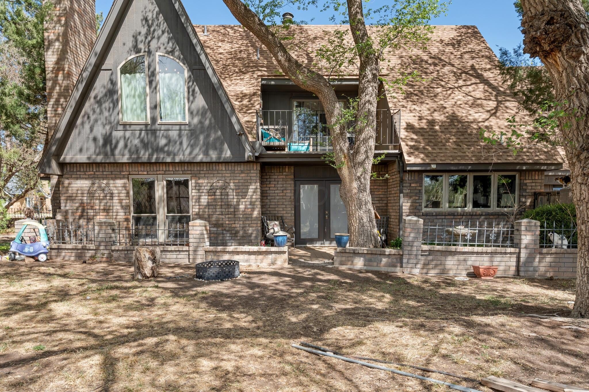 907 BROADMOOR Street – photo 1