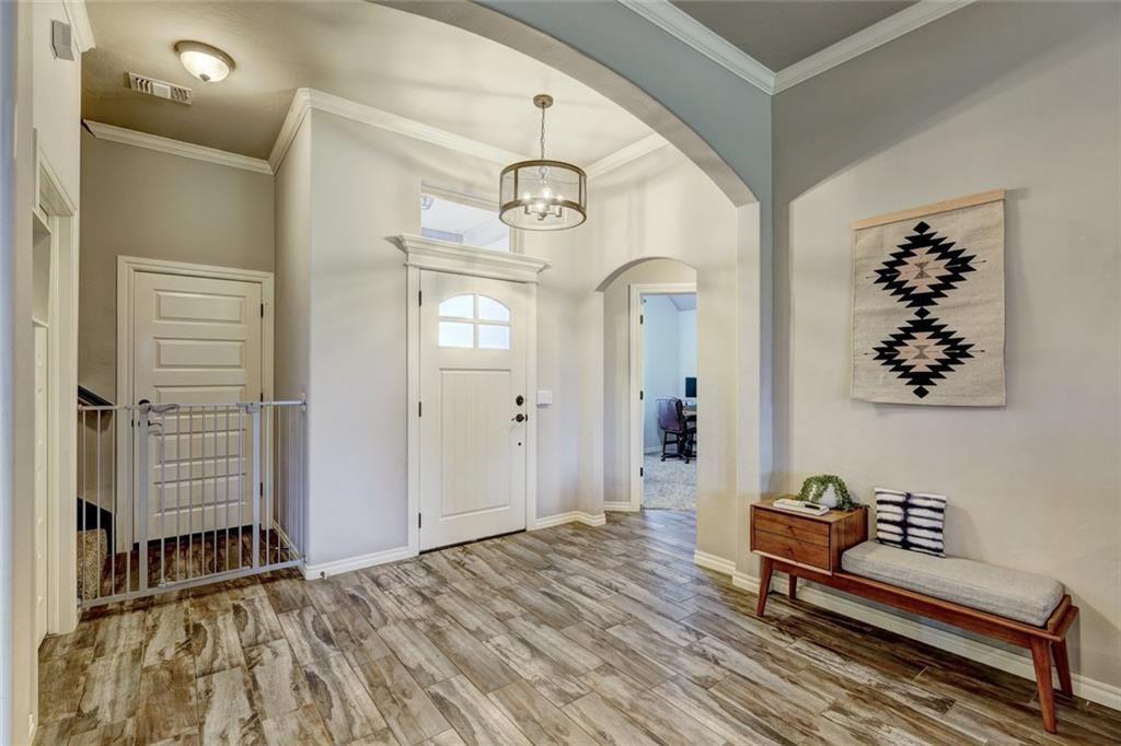 4301 Southeast 37Th Street – photo 2