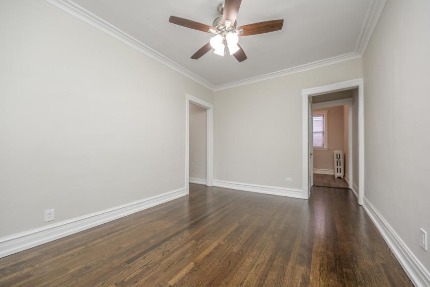 630 West Surf St – photo 4