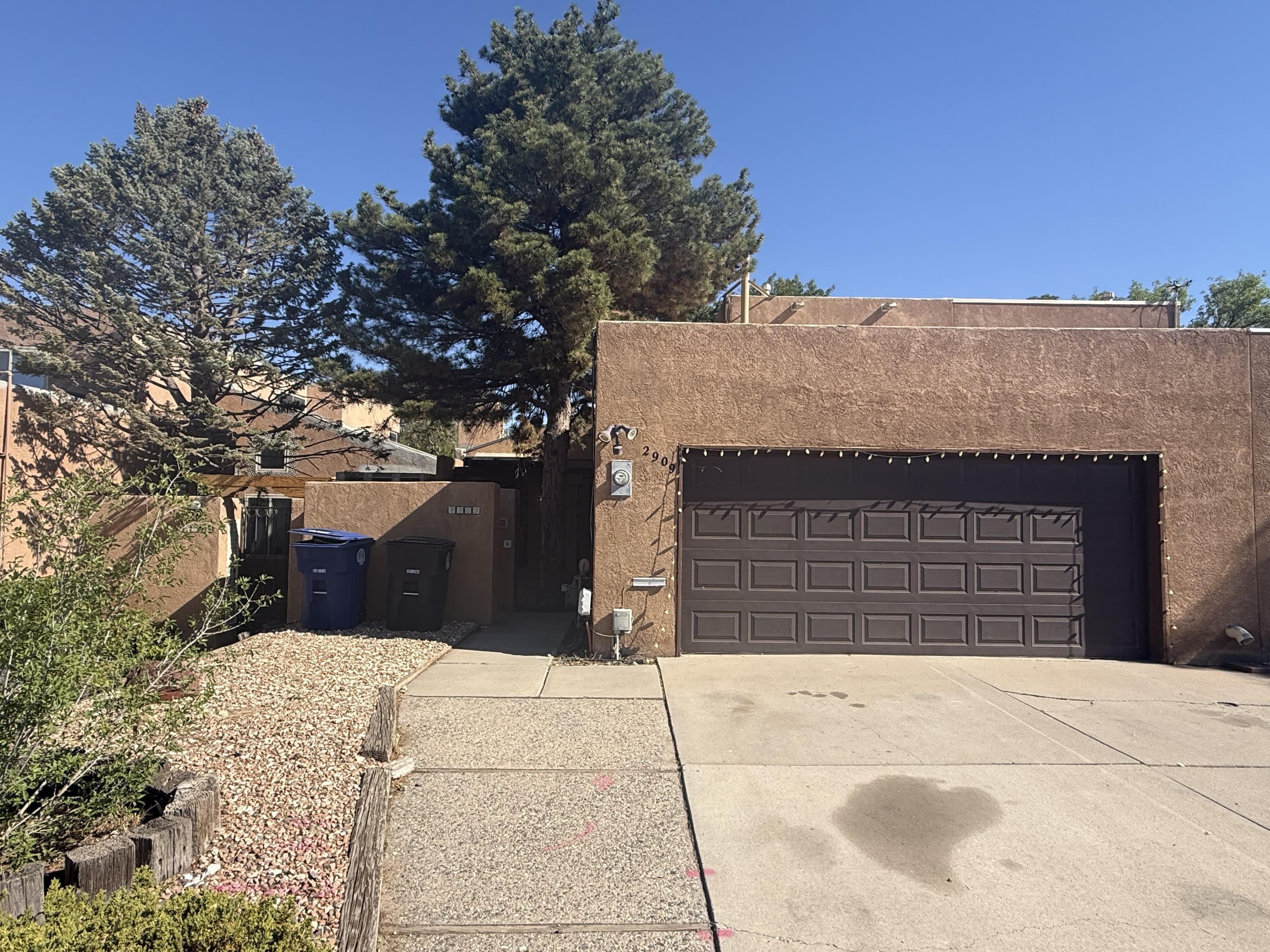 2909 Cutler Avenue Northeast – photo 1
