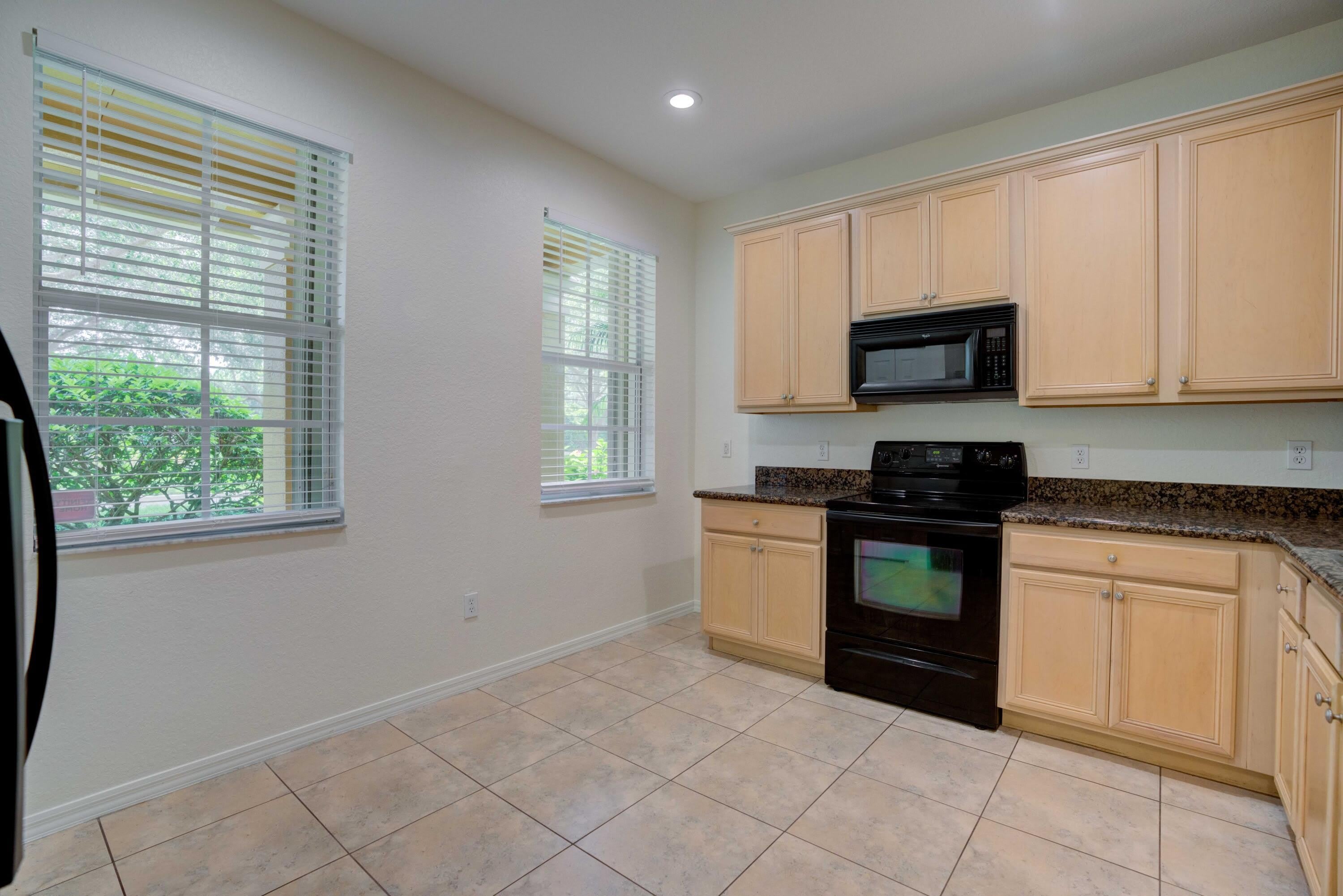 158 W Thatch Palm Circle – photo 5