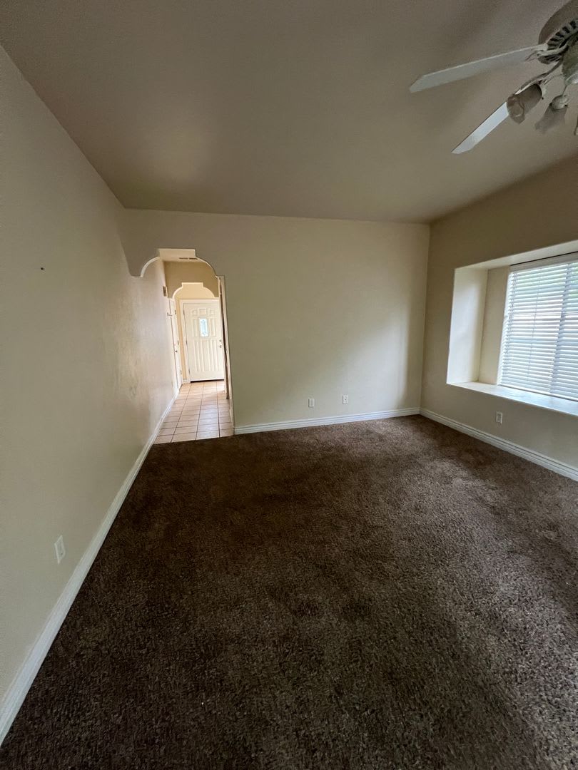 Westside Flagstaff 3 Bed/2.5 Bath Townhouse: $2,150.00 – photo 1