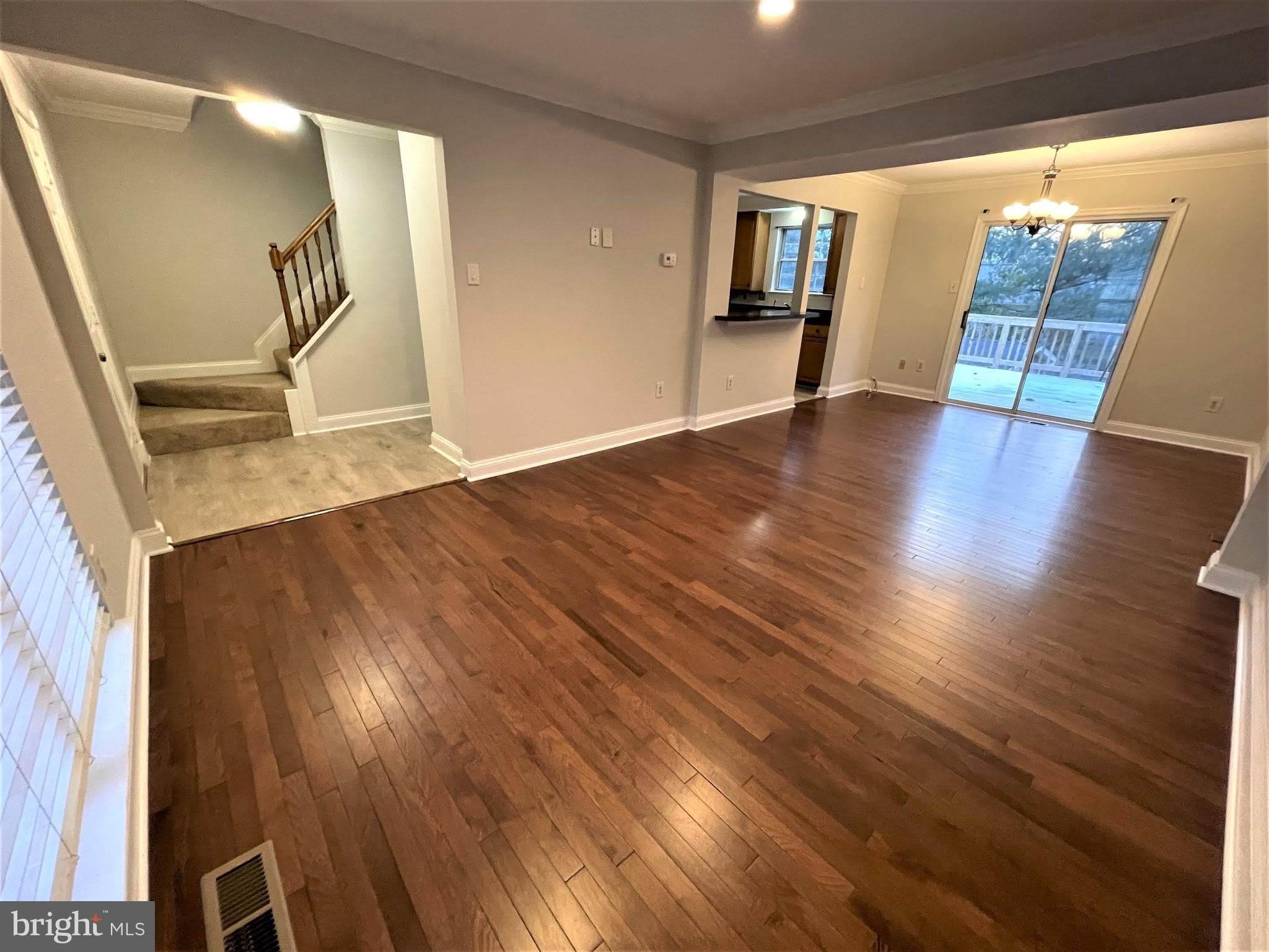 17626 LONGVIEW Lane – photo 2