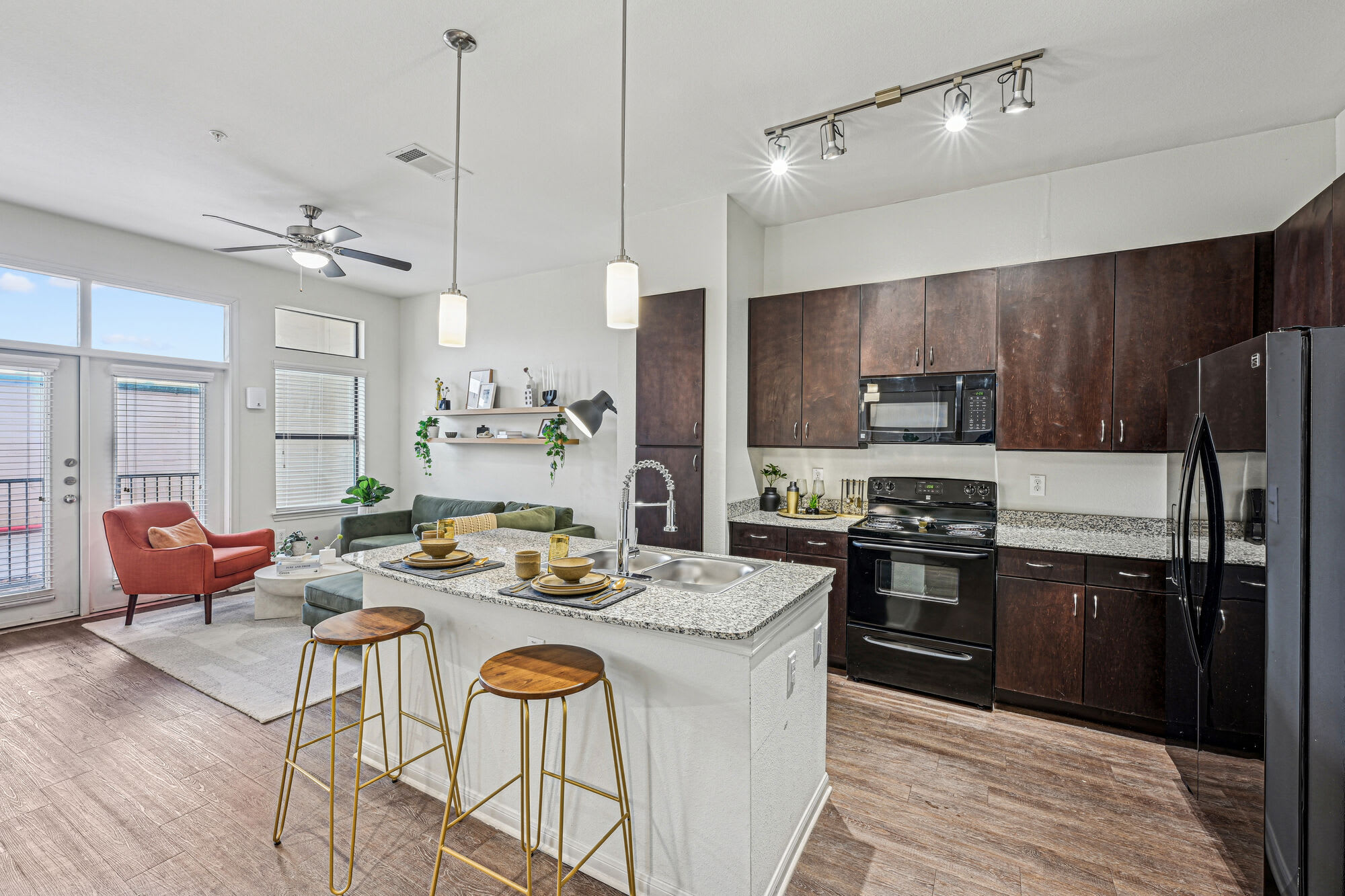 Haven at Main – photo 4