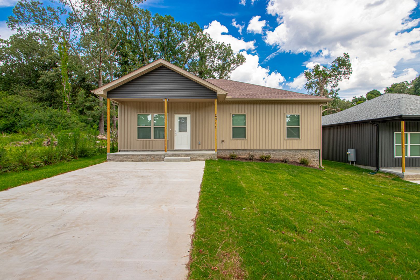 2311 Nichols Rd – photo 2