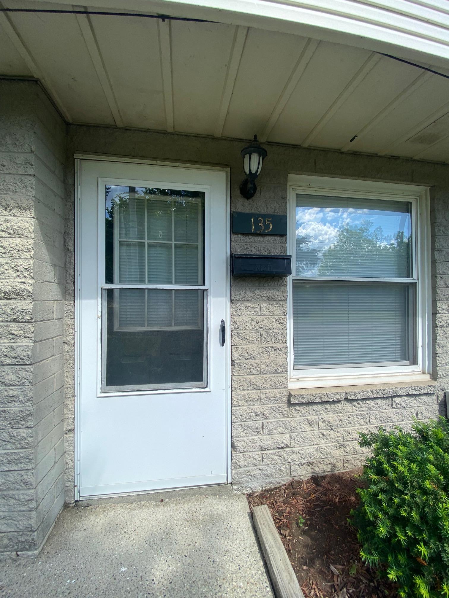 135 Floral Avenue – photo 2