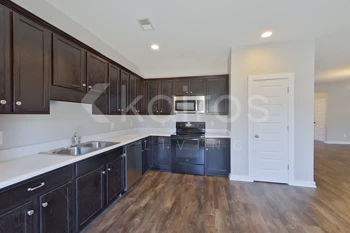 204 White Oak Circle – photo 5
