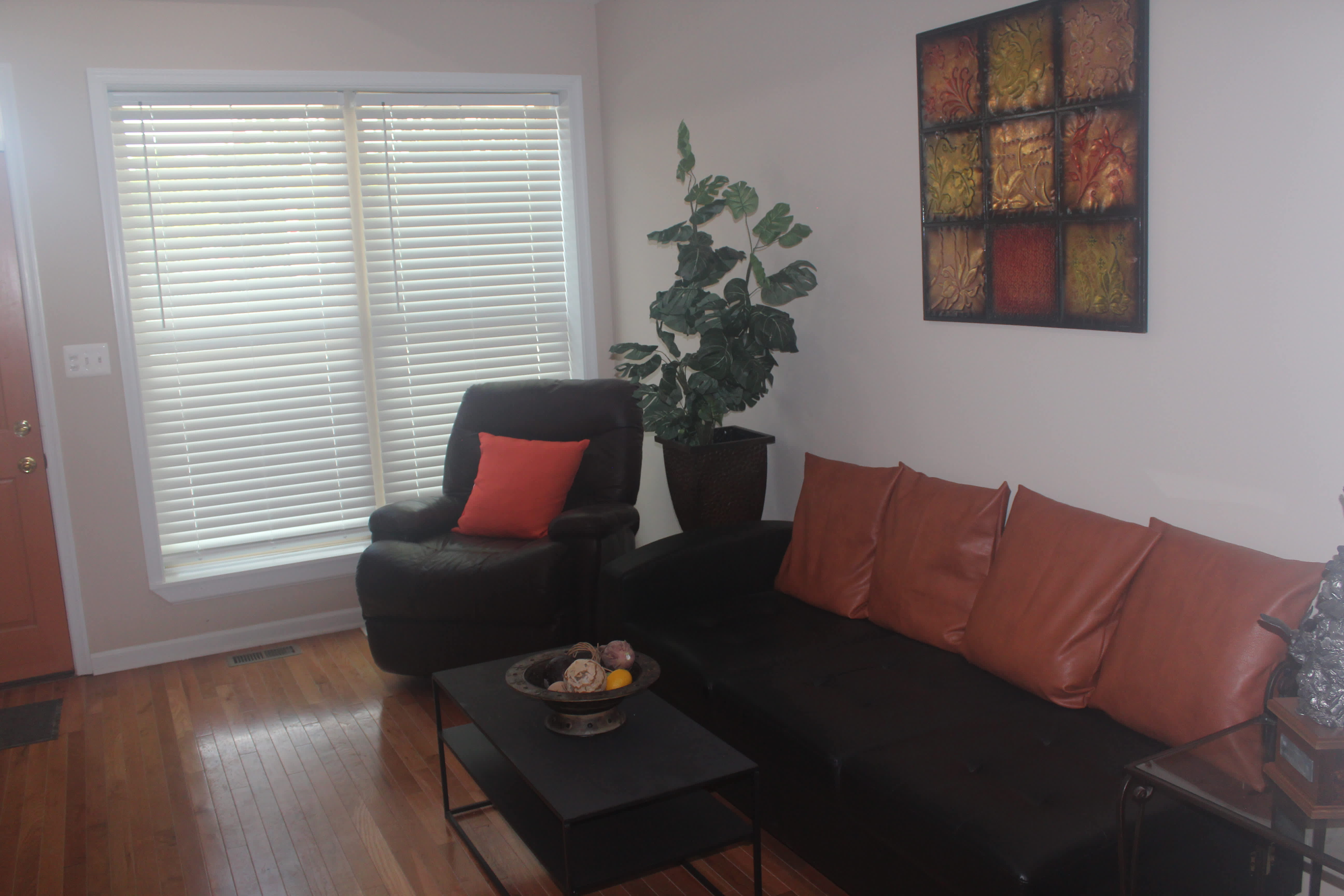 1120 Rutland Avenue – photo 2