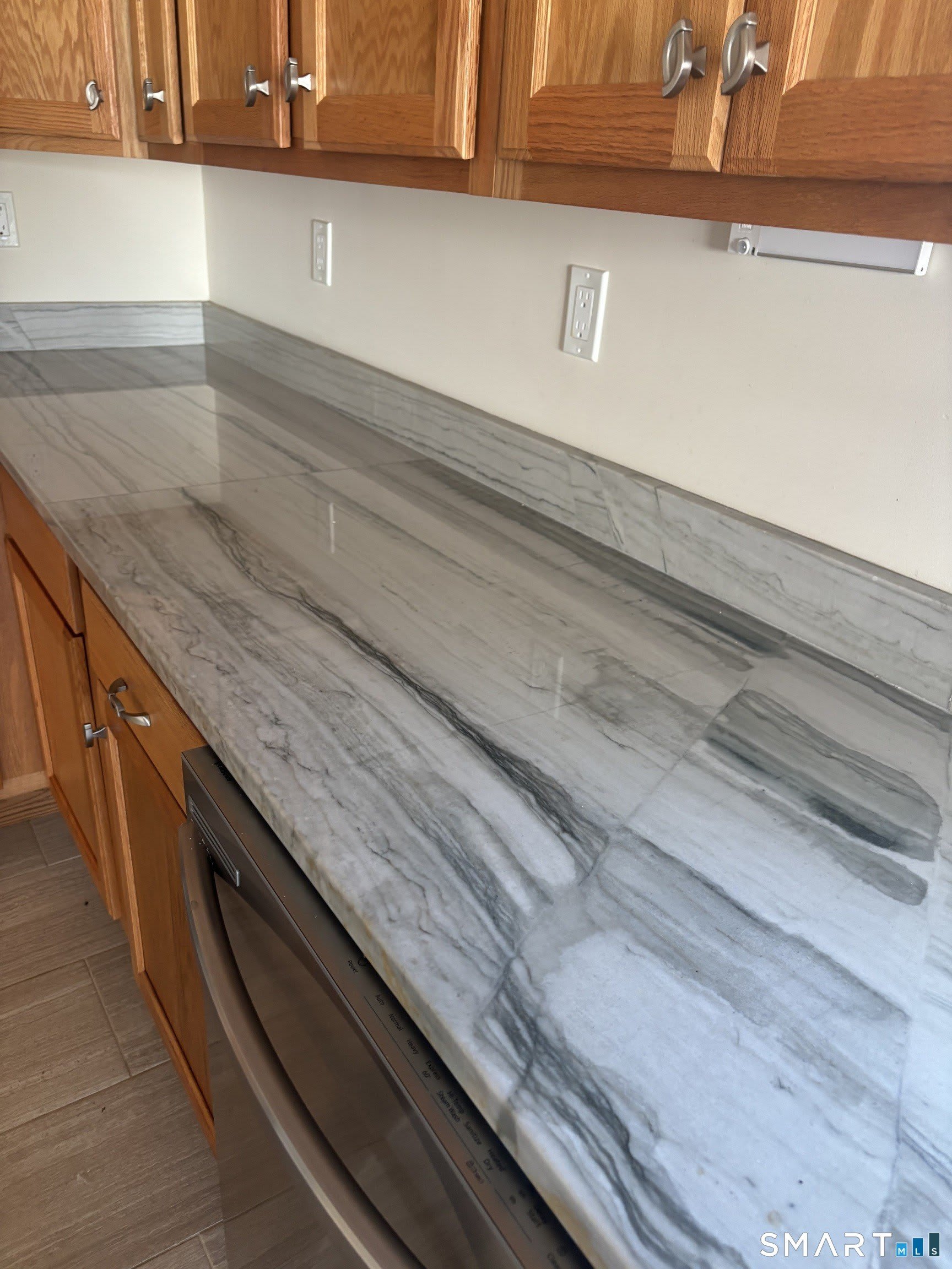 35 Hemingway Avenue – photo 5