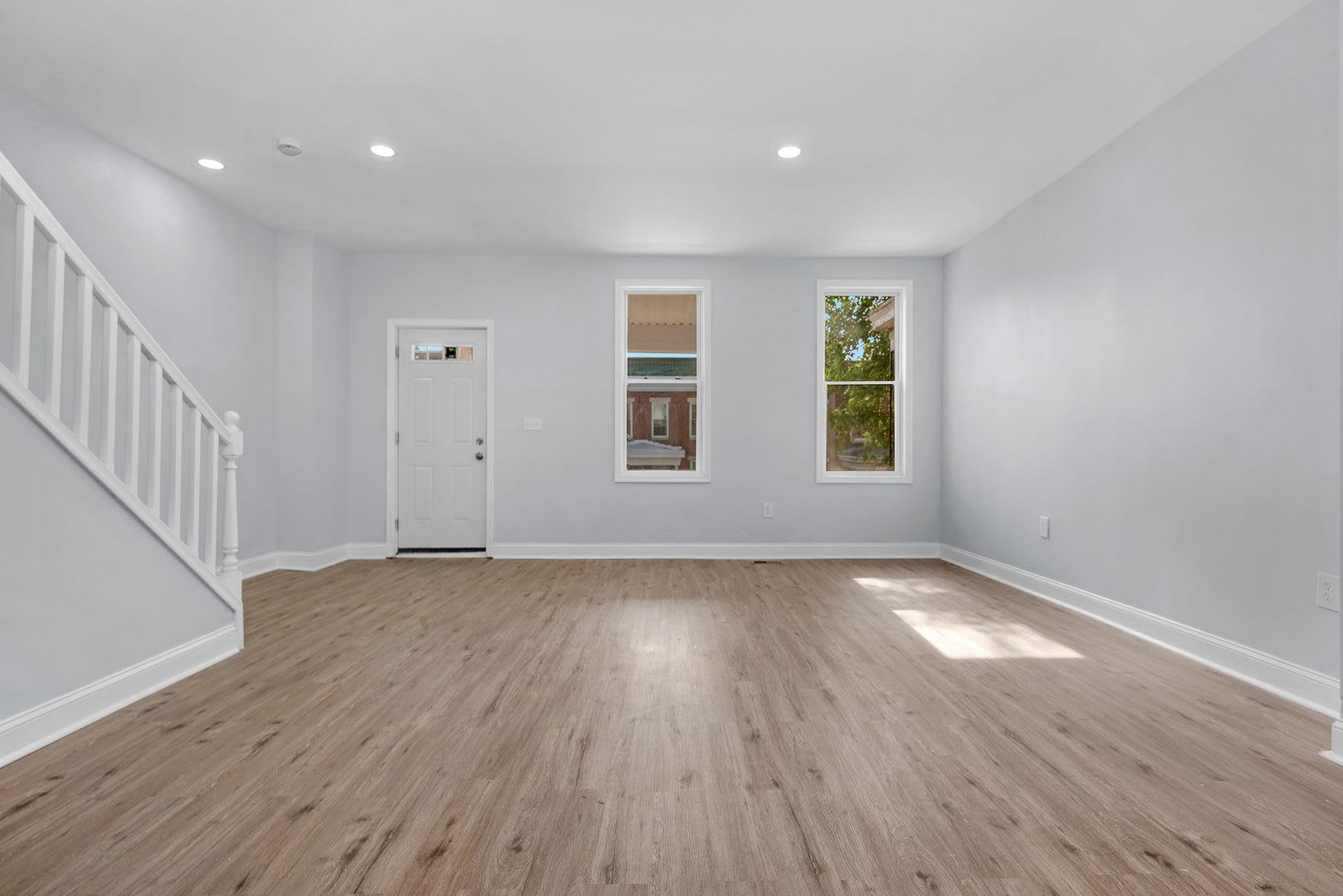 Newly renovated 3 bed and 1.5 bathroom in Allendale Neighborhood of Baltimore – photo 5