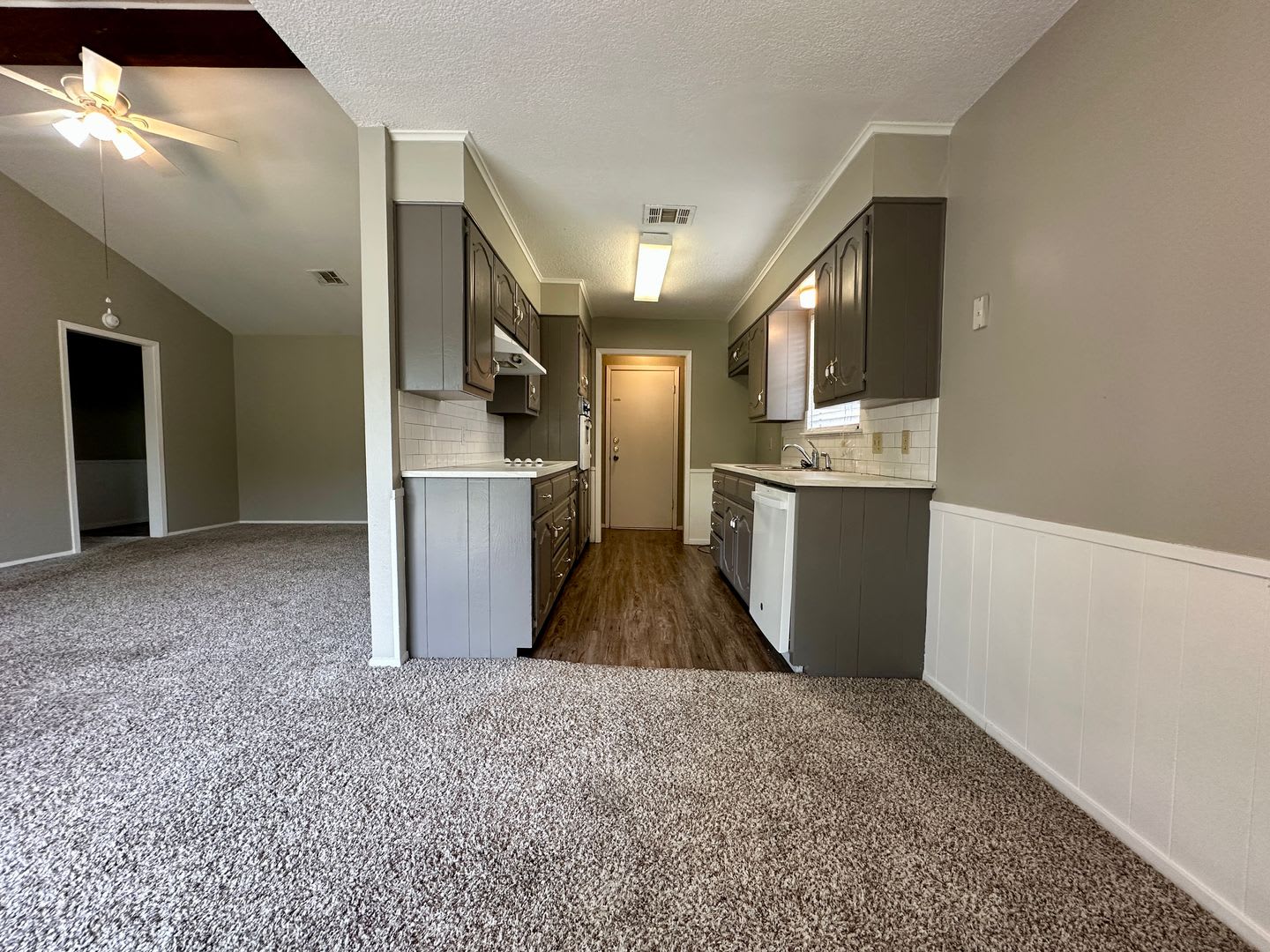 Single Family Home – photo 3