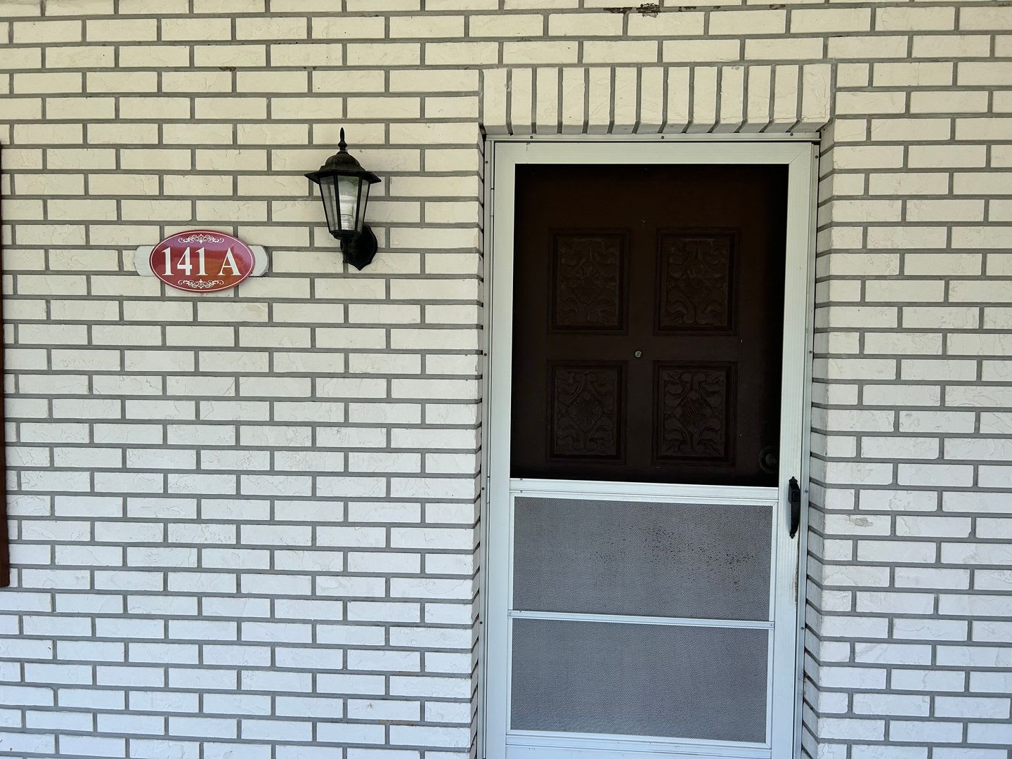 Beautiful, 1/2 of duplex close to I-4 – photo 2