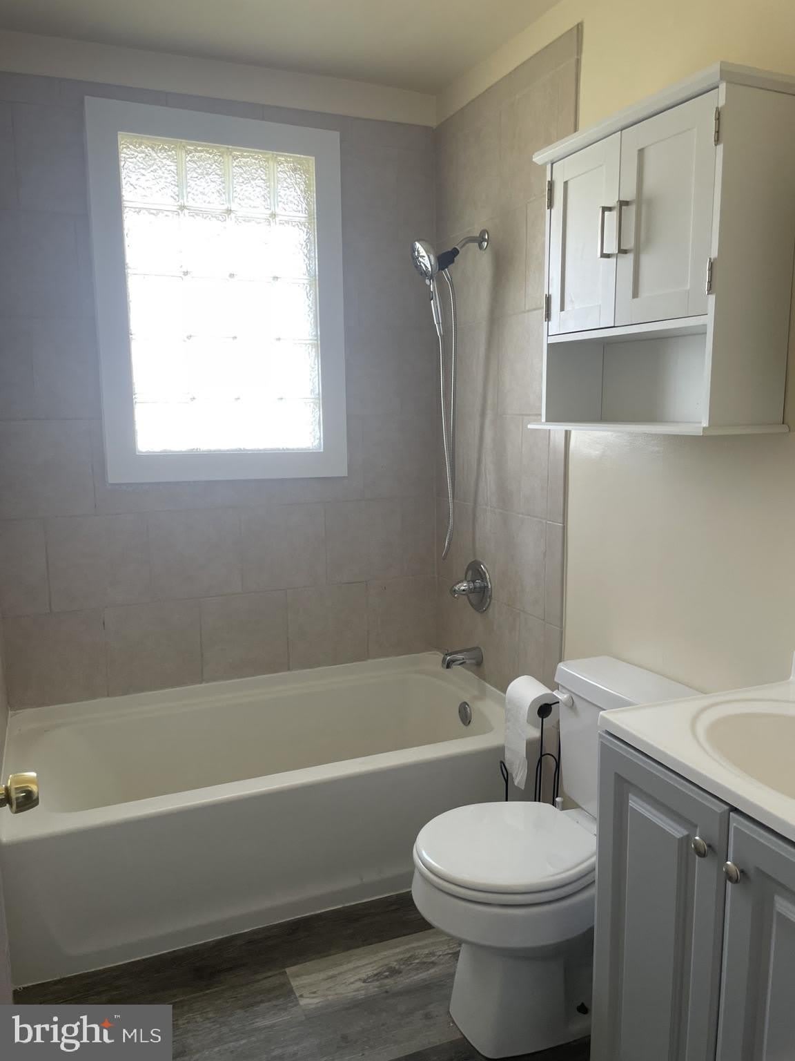 7364 BOTHA Road – photo 4