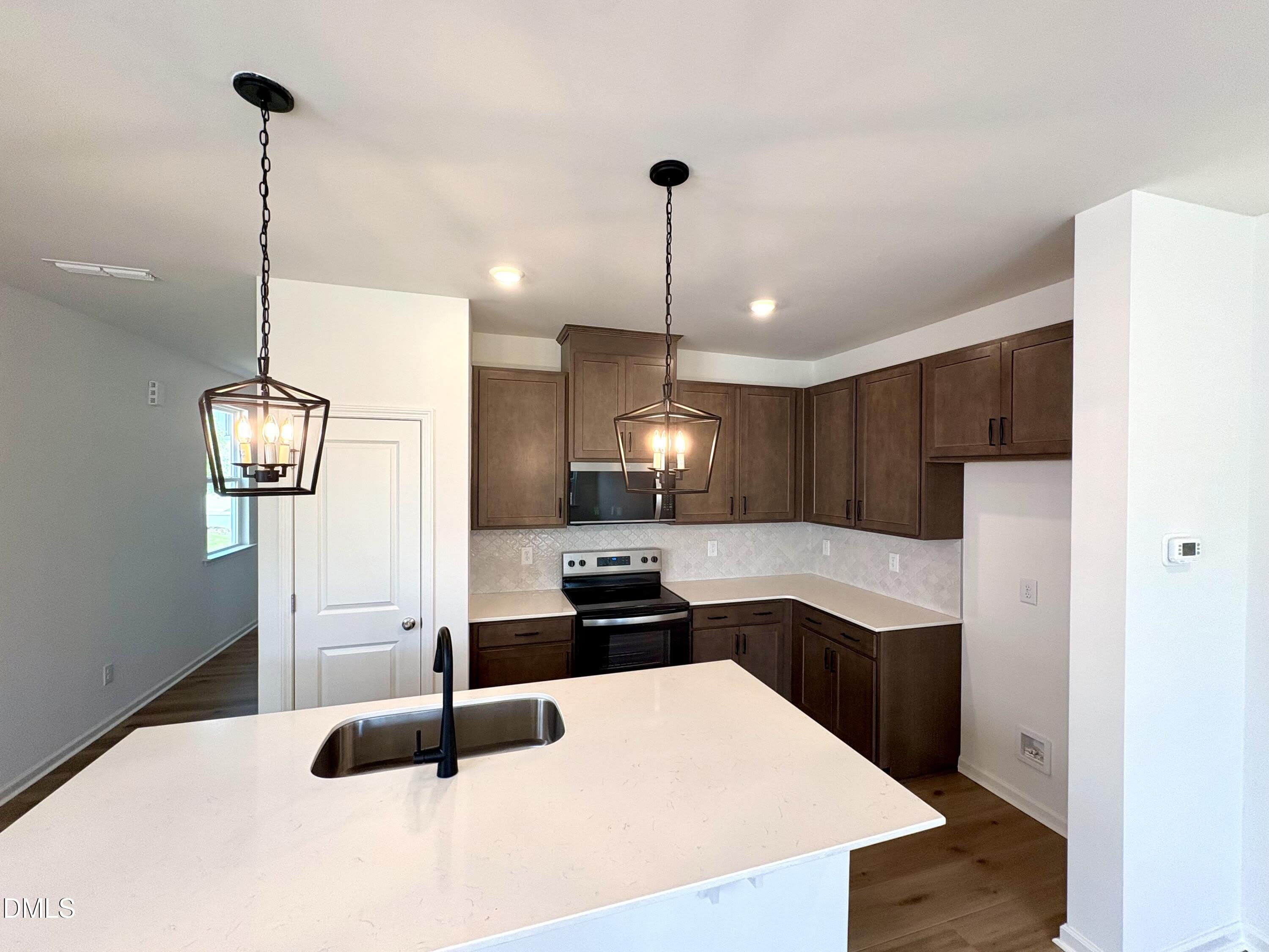 2040 Oakdale Drive – photo 2