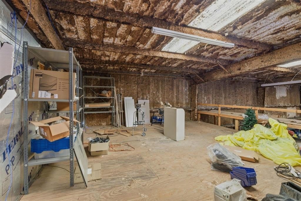 401 W College Street – photo 4