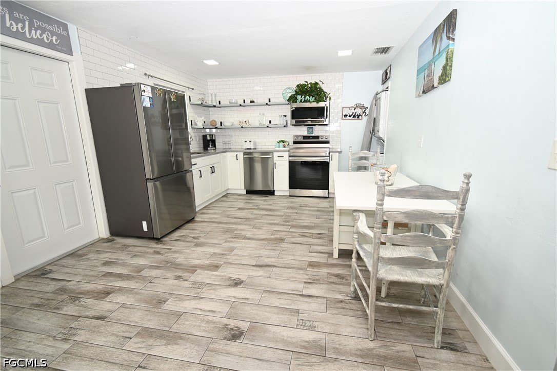 206 Cape Coral Parkway W – photo 2