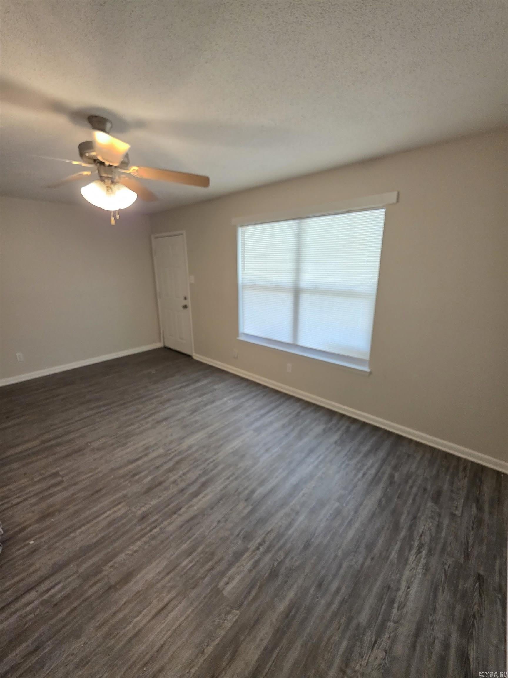 23 E Laramie Drive – photo 2