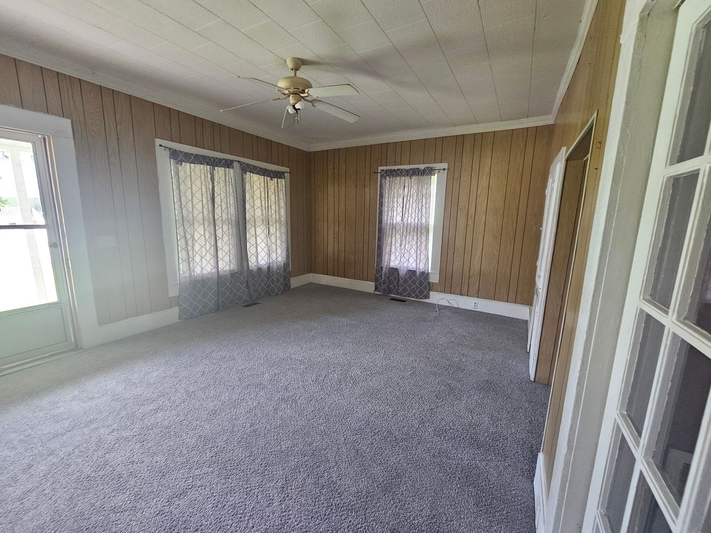 Charming Residential Home – photo 5