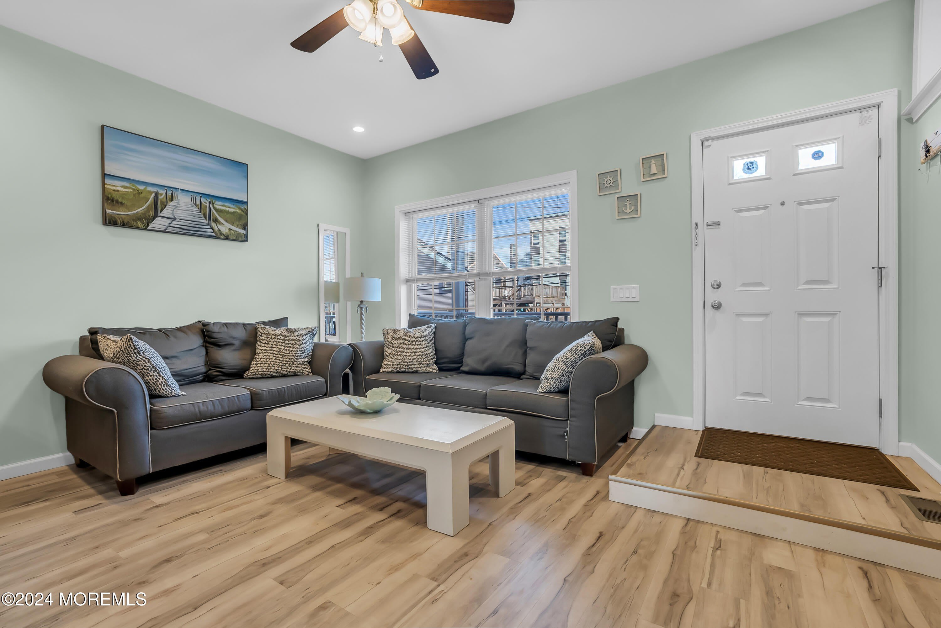 329 Franklin Avenue – photo 3