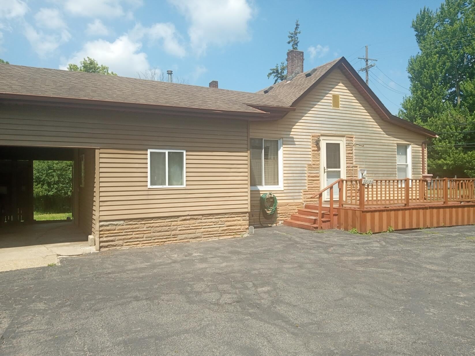 20129 Huron River Drive – photo 2