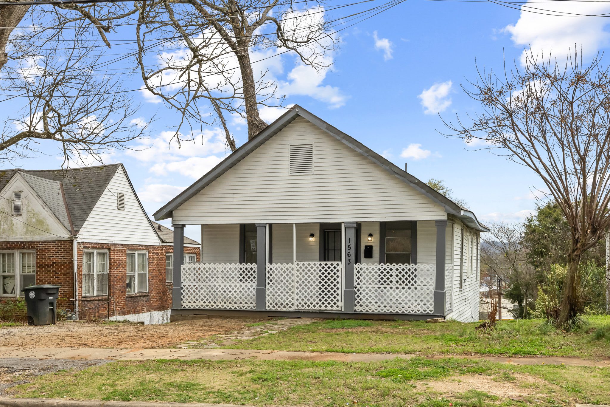 1563 Martin Ave – photo 2