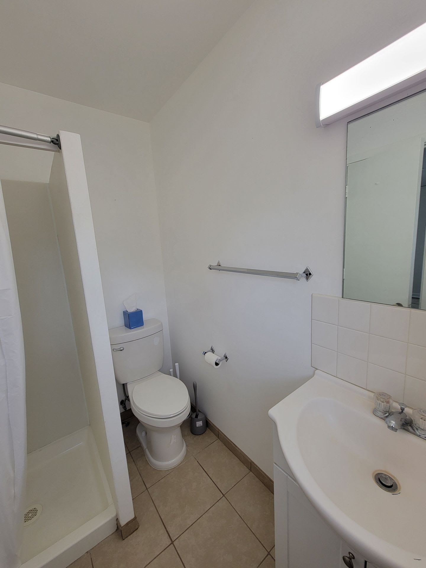 Aspen Studio Apartments – photo 5