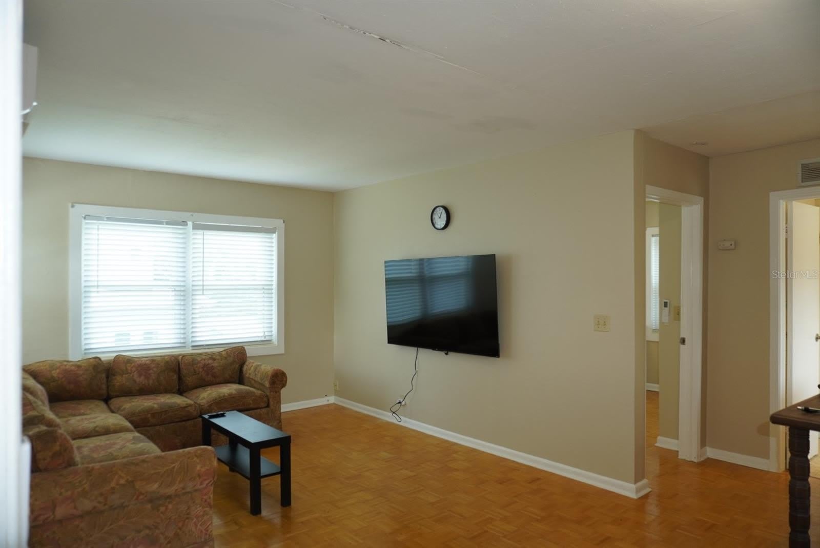 809 W PARK Avenue – photo 4