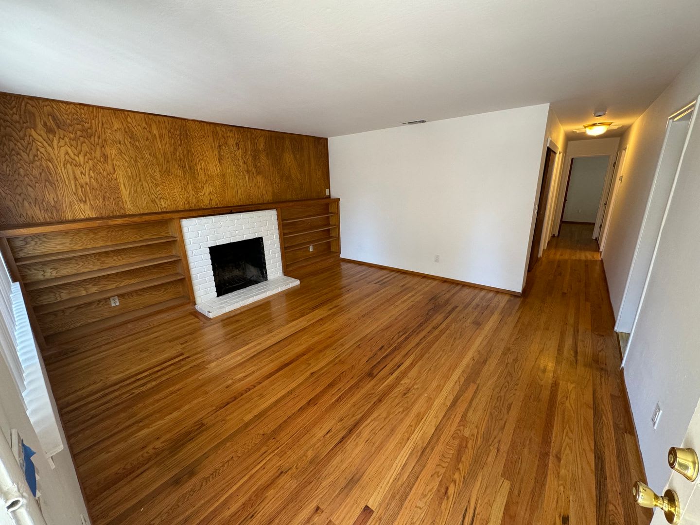 3 Bed 1 Bath Del Dayo Duplex Available 08 10 2026 – photo 4