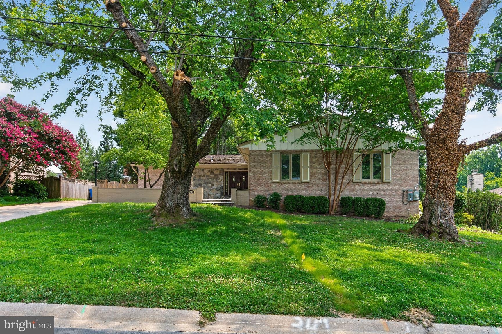 6216 GOODVIEW Street – photo 4