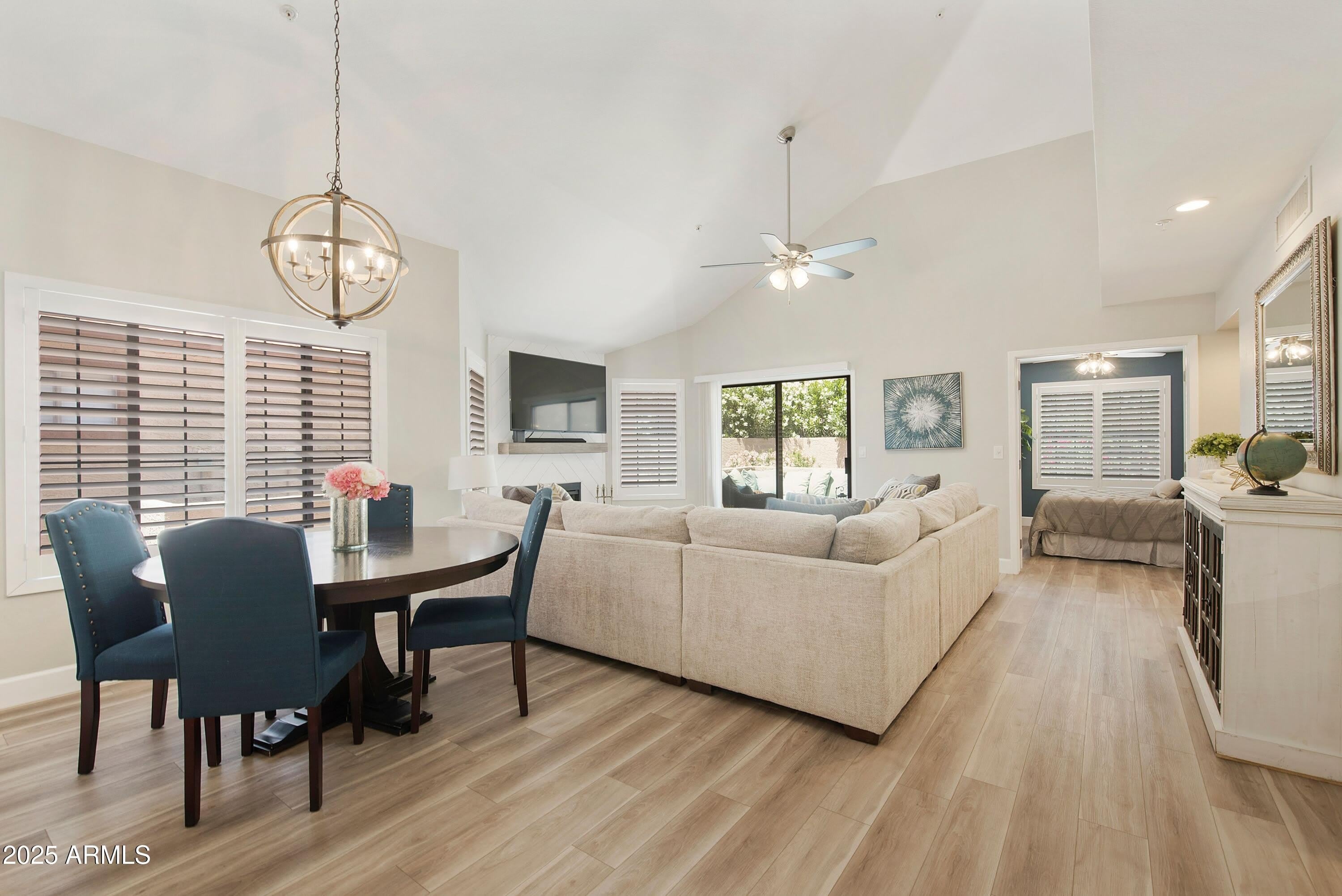 8700 E MOUNTAIN VIEW Road – photo 2