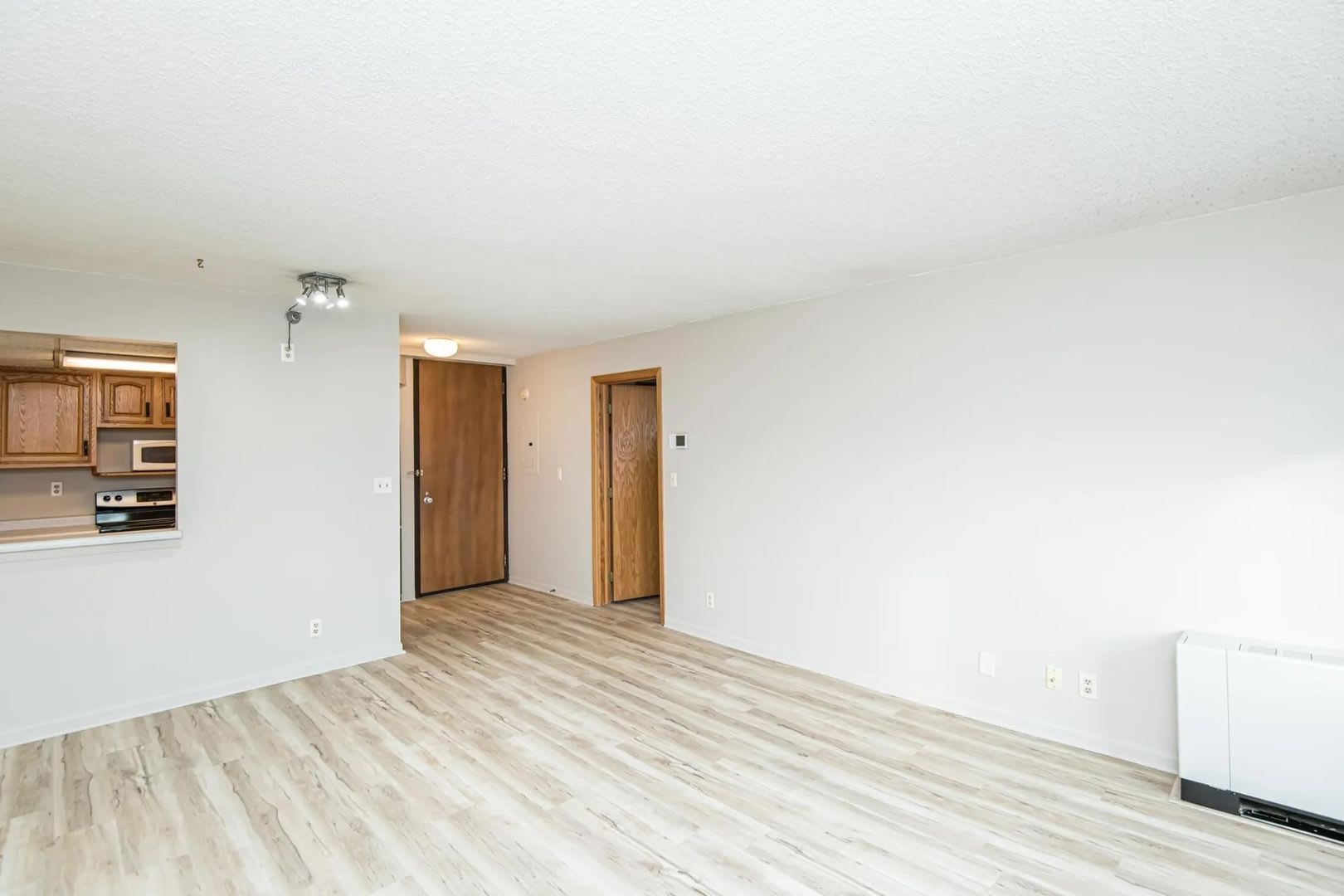 Condo for Rent – photo 4